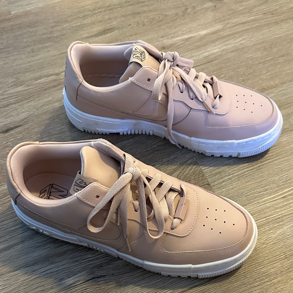 Nike Low Pixel Air Force 1 Sneakers in Blush Pink